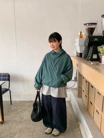 Ahi Crop Hood String Wind Jumper